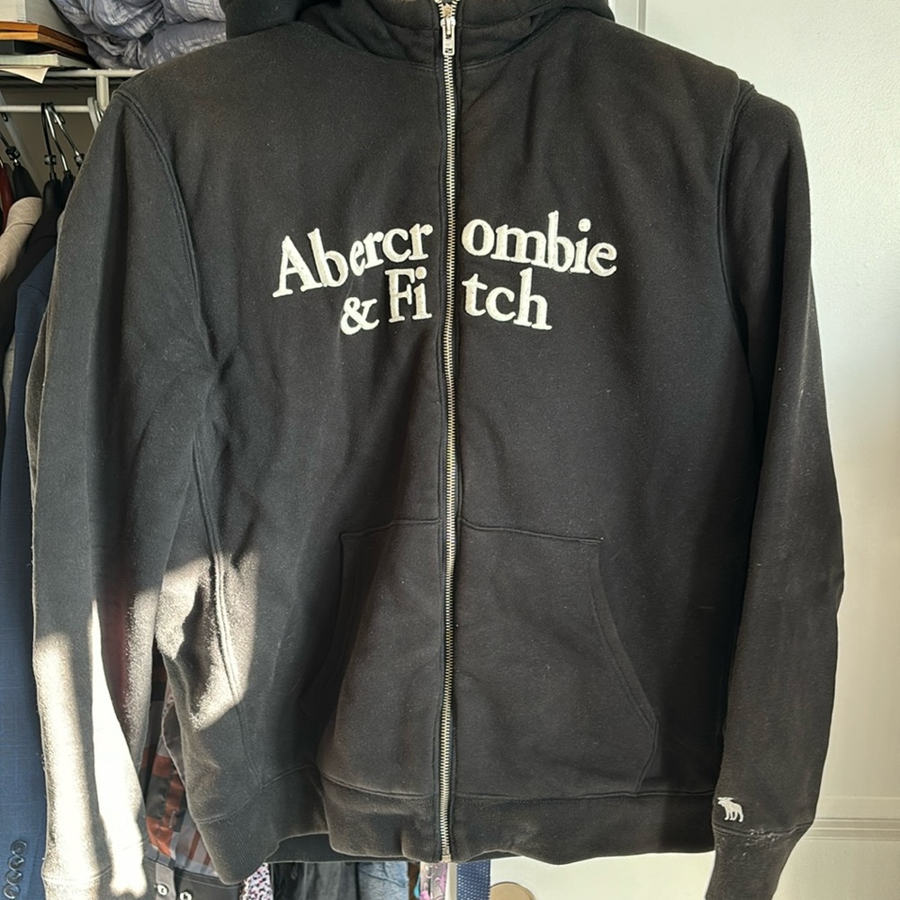 Black hoodie,